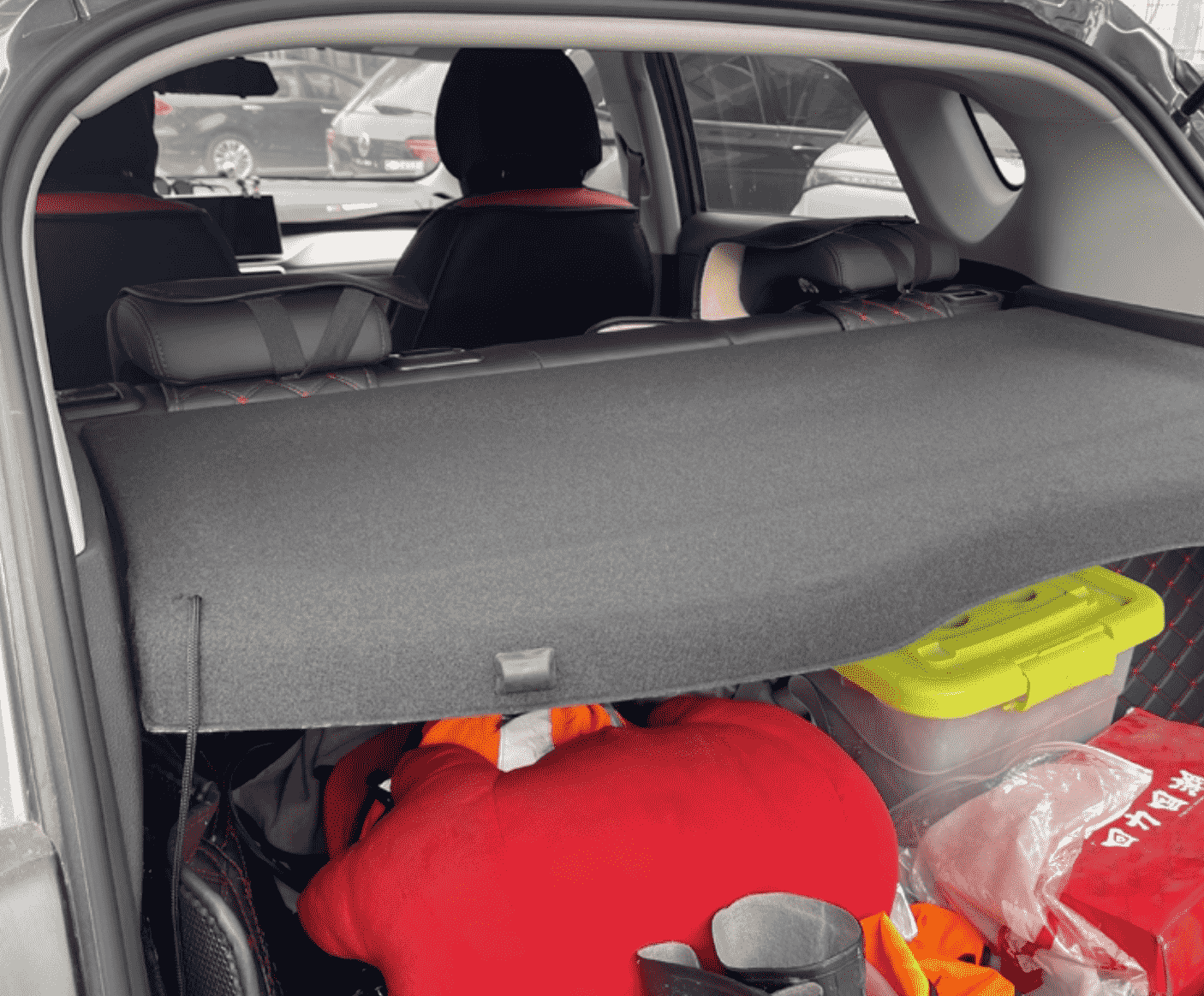 Xevaban.com ở 214 Giải Phóng là đơn vị chuyên cung cấp phụ kiện oto, đồ chơi oto, phụ kiện geely coolray, đồ chơi geely coolray, xevaban, 214 giải phóng, tấm ngăn cốp geely coolray, tấm ngăn cốp sau geely coolray, tấm đựng đồ cốp sau geely coolray.